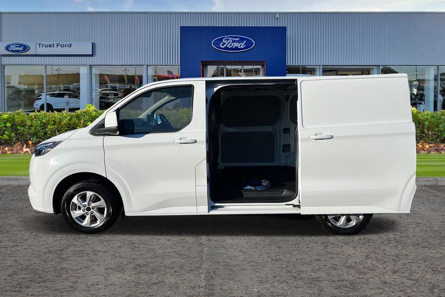 Ford E-TRANSIT CUSTOM Photo 780b4686-2af8-45ff-99d5-92405fa950a3.jpg