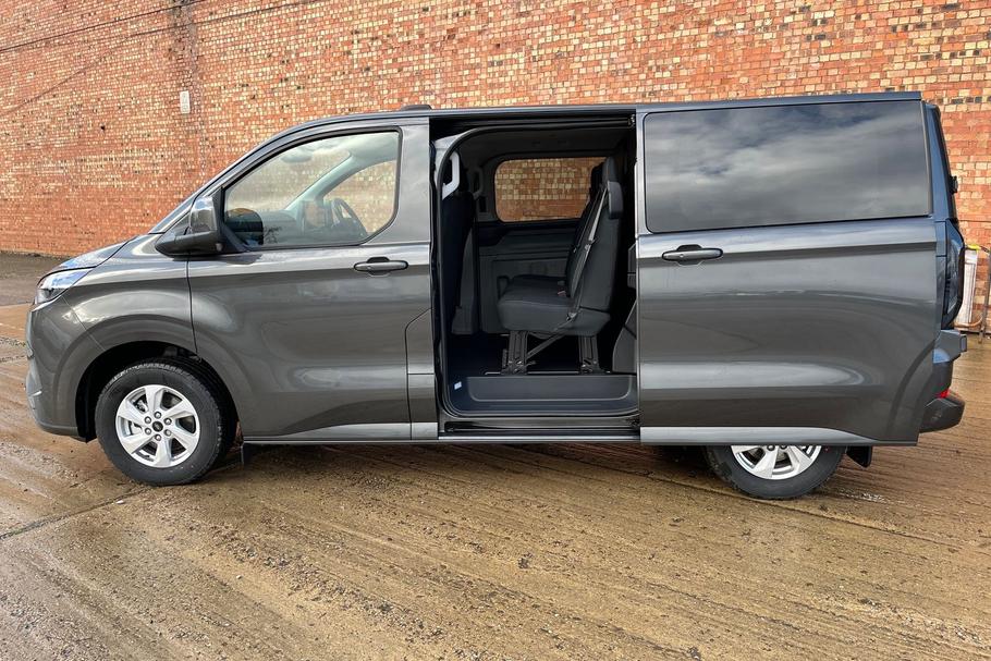 Used FORD TRANSIT CUSTOM YM75CEA 5