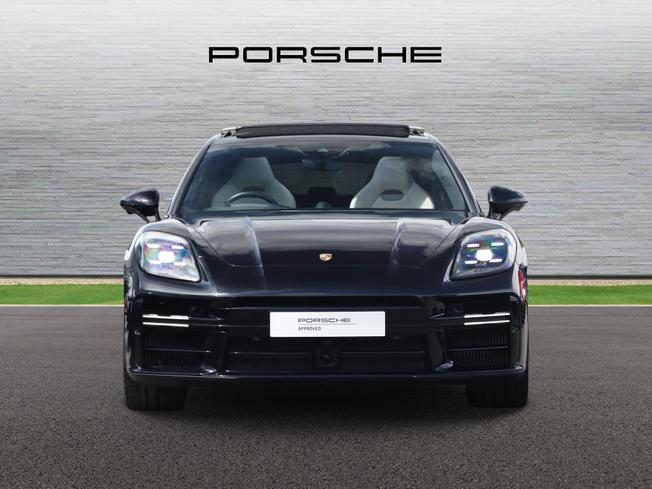 PORSCHE Panamera Photo 5