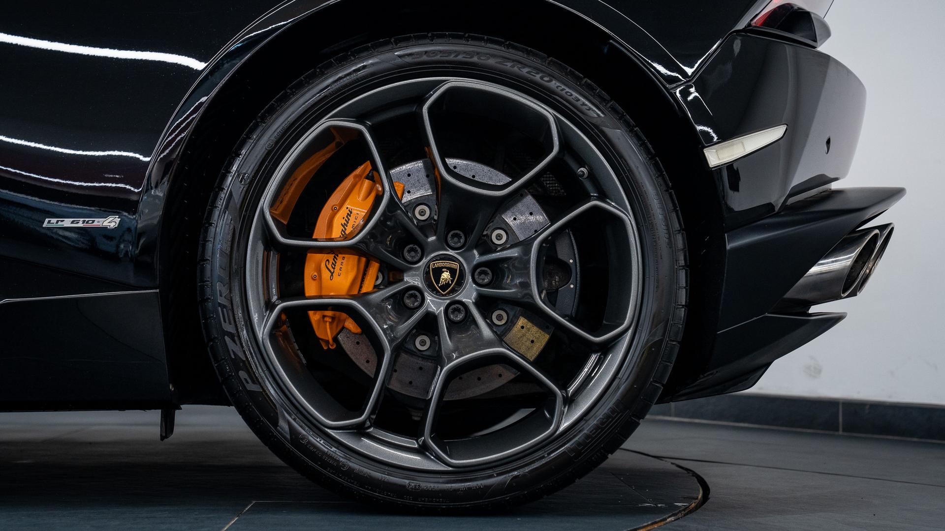 LAMBORGHINI Huracan Photo 782ee330-f7a6-4153-9069-3747db4317a1.jpg
