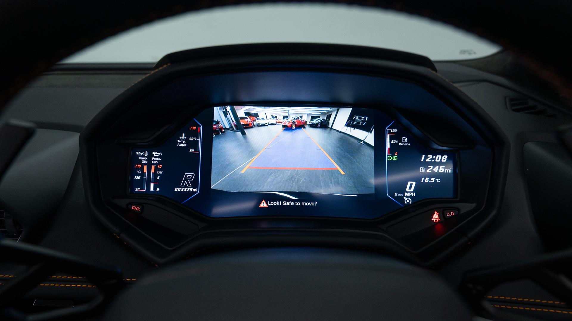 LAMBORGHINI Huracan Photo 7831e841-944c-477d-87ff-cd049b55f044.jpg