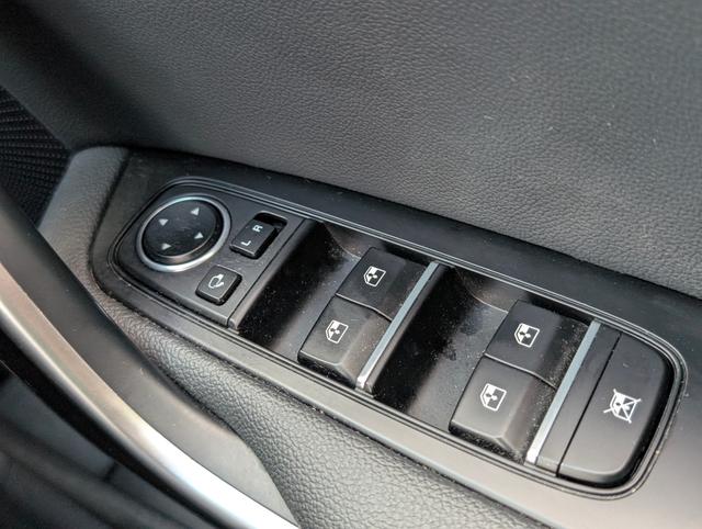 Kia XCeed Photo 783e5dd9-a017-41fe-a884-3f24201cdc8e.jpg