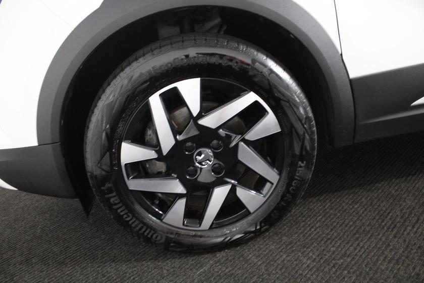 Vauxhall Mokka Electric Photo 783e729f-cabe-47ff-945e-54dc93c8e55f.jpg