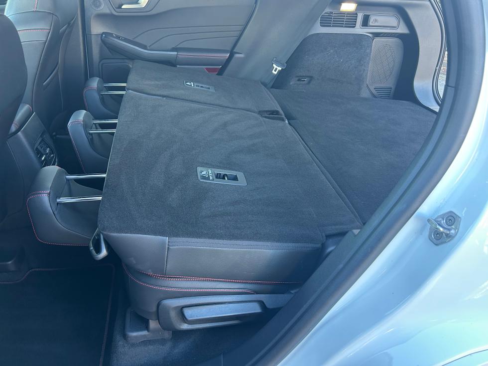 Ford Kuga Photo 78529d82-89e1-42f5-b545-584f3b5c8266.jpeg