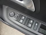 Peugeot 208 Photo 22
