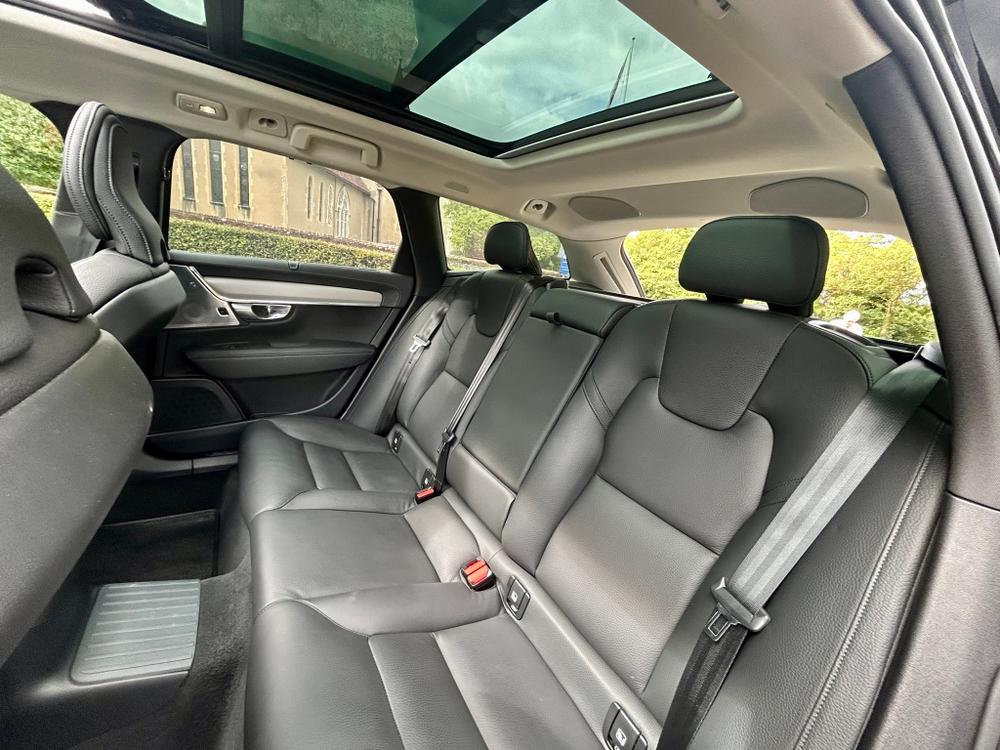 Used Volvo V90 RJ74MXU 23