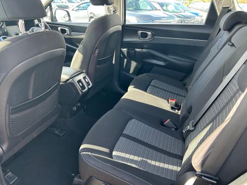 Kia SORENTO Photo 78665282-1ab5-40c3-93b4-8bea9b4e4fea.jpg