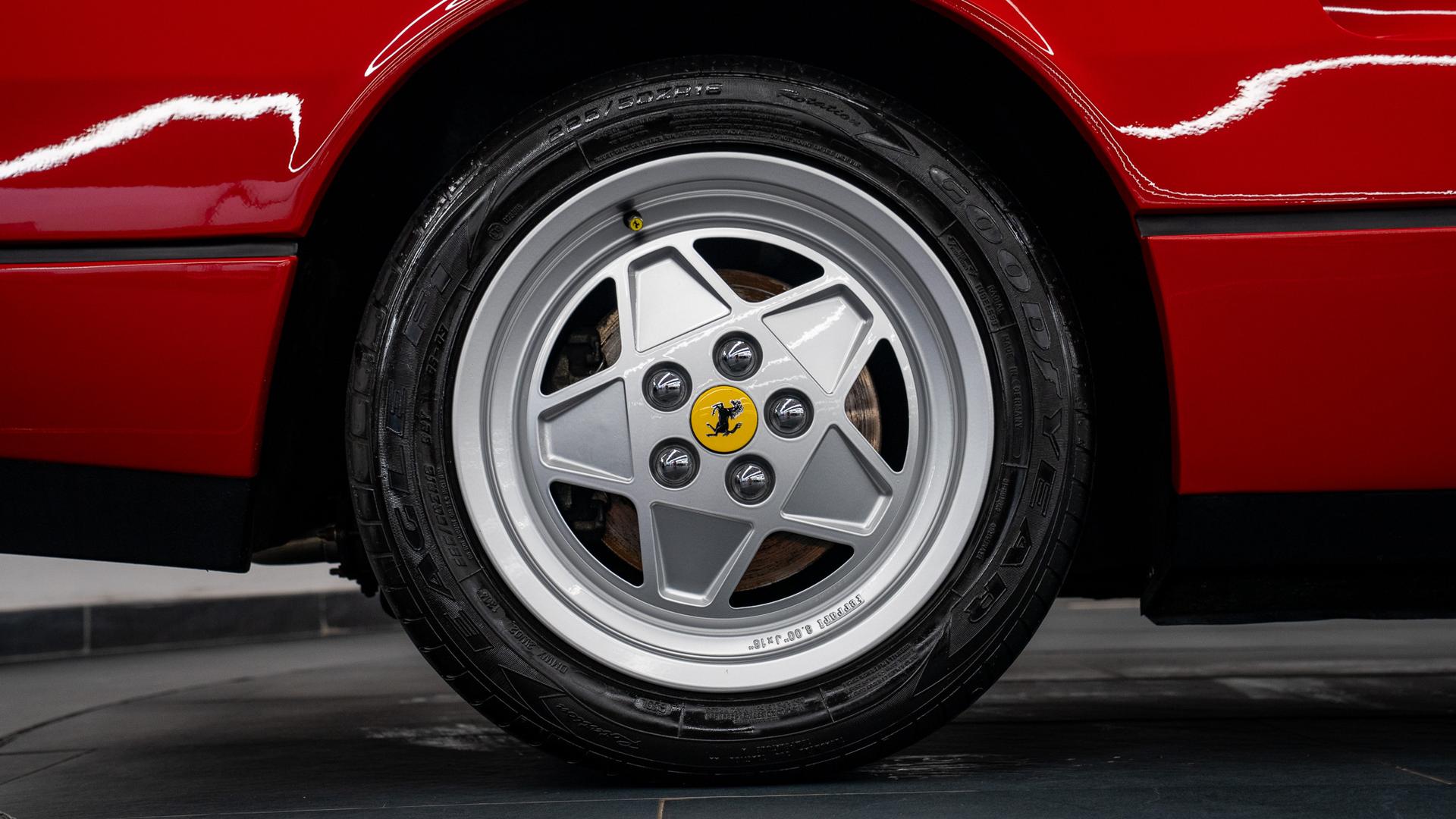 Ferrari 328 Photo 788375dd-7837-4226-b659-e9bd7c2b5a15.jpg