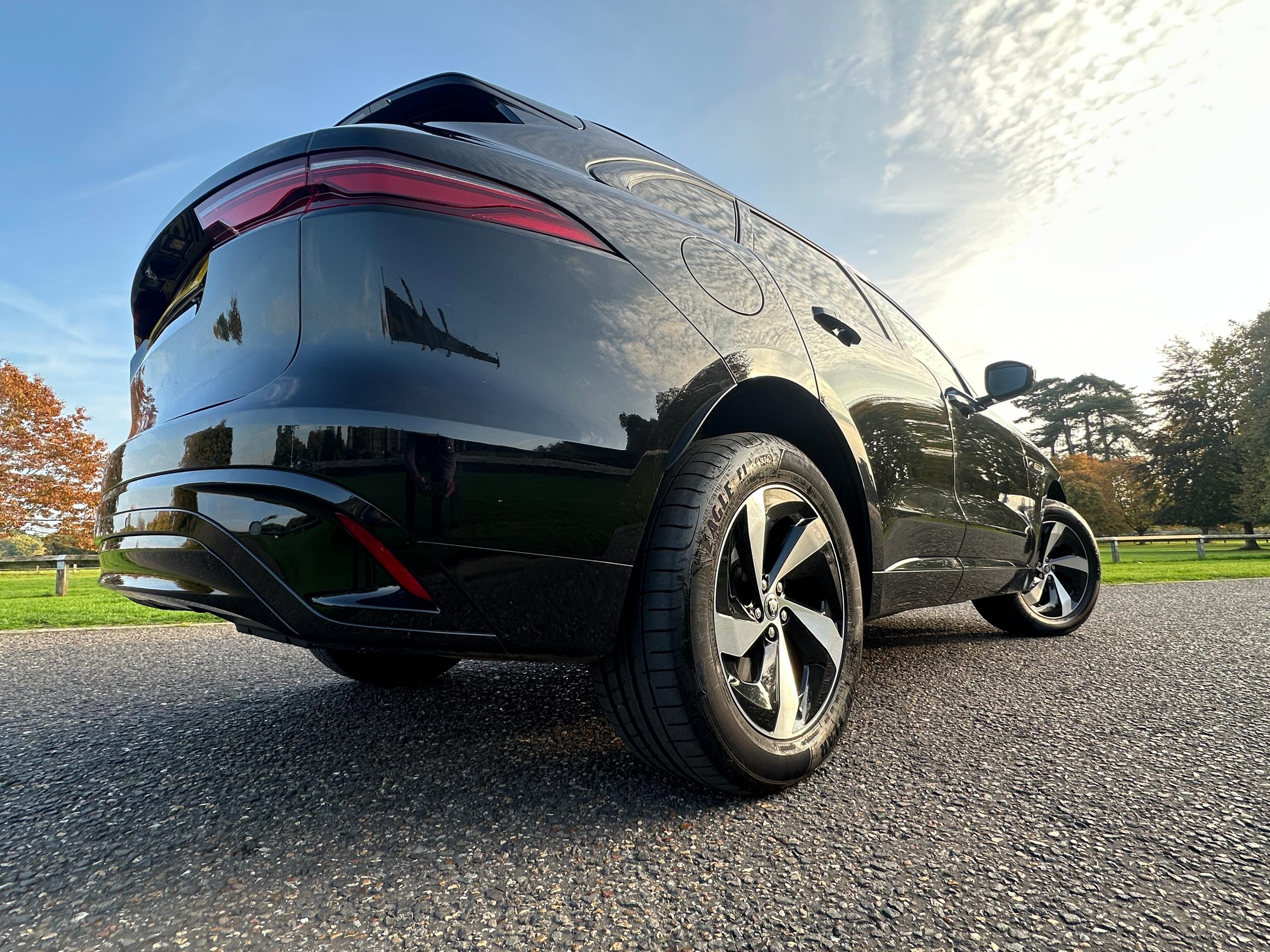 2023 Jaguar F-Pace thumbnail 10