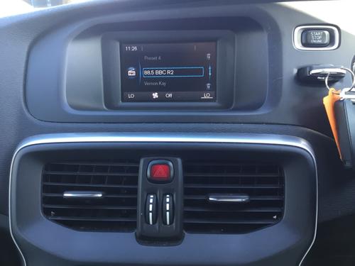 Volvo V40 Photo 789293d7-af9a-4ae6-9b25-8f23c0a5bc27.JPG