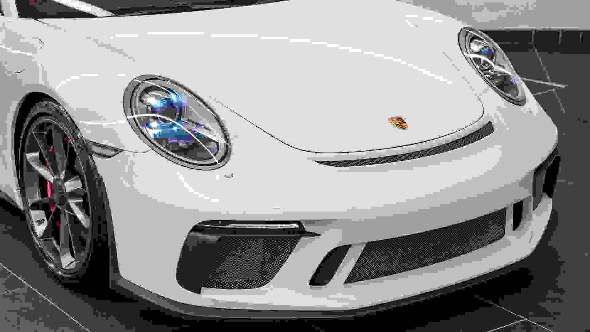 Porsche GT3 Clubsport Photo 78a2765f-3648-46a1-8819-cf88fea8568a.jpg