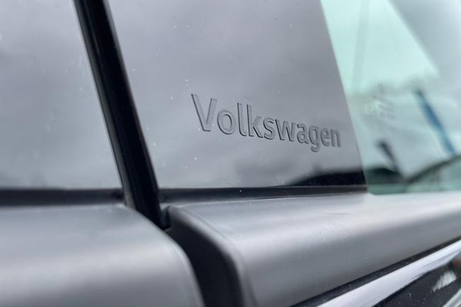 Volkswagen Golf Photo 25