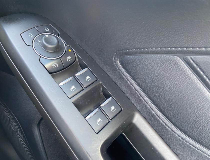 Ford Focus Photo 78b41be0-df50-4718-81e6-fe52b32b3cde.jpg