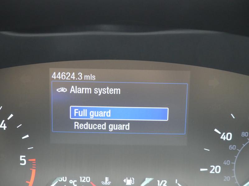 Ford Kuga Photo 78bd20d0-6dab-4d86-adc5-e2197fbf2117.jpg