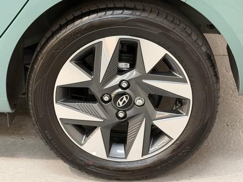 Hyundai i10 Photo 78c18012-c8df-4eb2-964c-21bae5698338.jpeg
