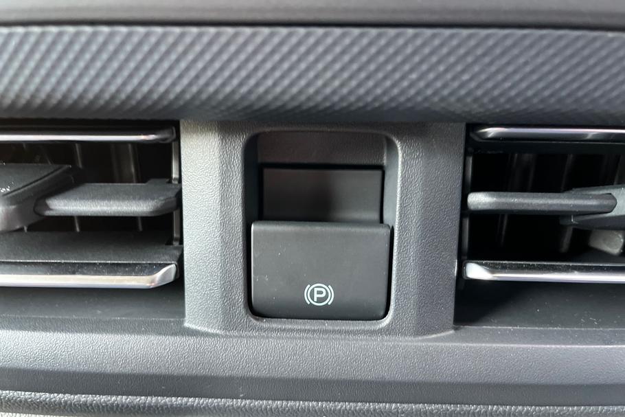 Used Ford TRANSIT CUSTOM CUSTOMPHEV01 29