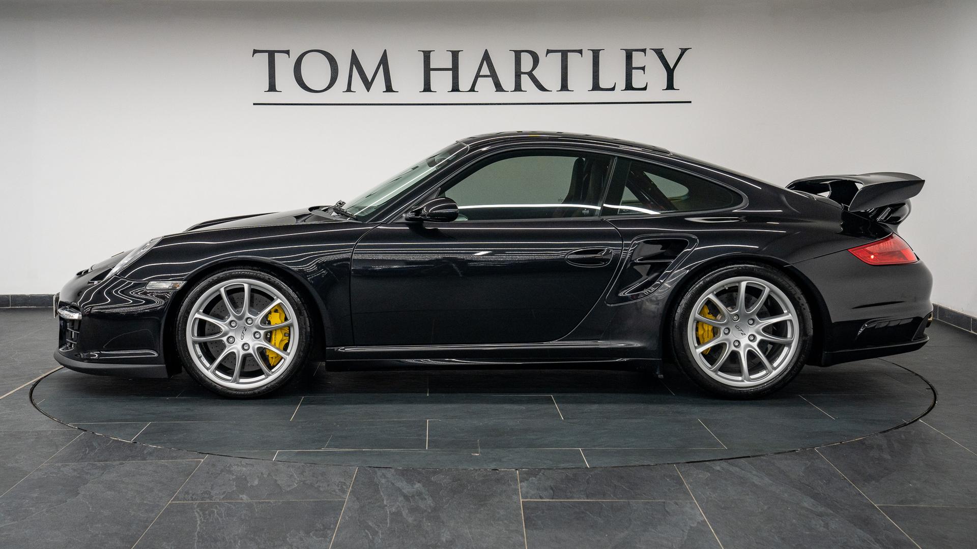 Porsche 911 Photo 78c9ed95-4968-4c30-8cea-091be386df00.jpg