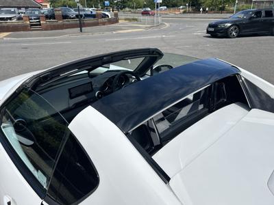 Mazda MX-5 RF Photo 12
