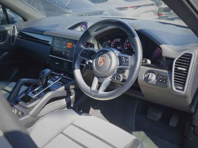 PORSCHE Cayenne Photo 20