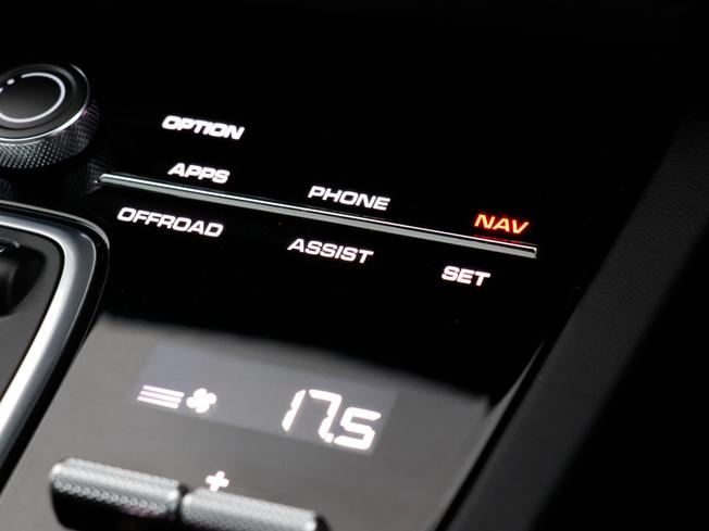 PORSCHE Cayenne Photo 22