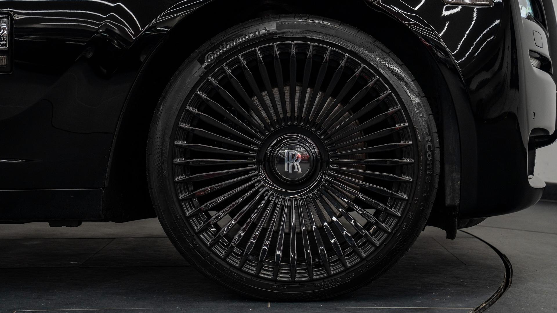 Rolls-Royce Ghost Photo 78e1d66d-5908-45f7-a105-729046148979.jpg