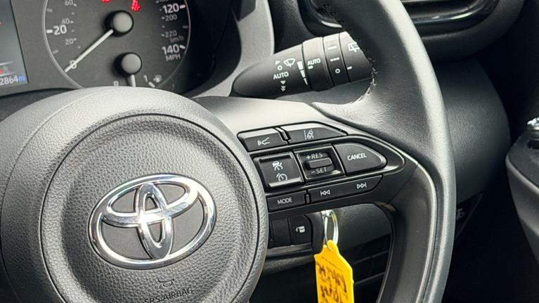 Used Toyota Yaris DC23CWZ 10