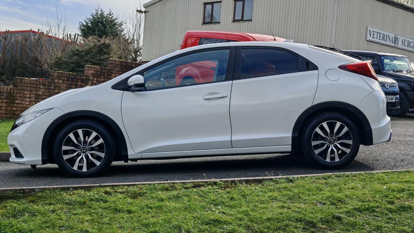 Used Honda Civic OE63XGN 9