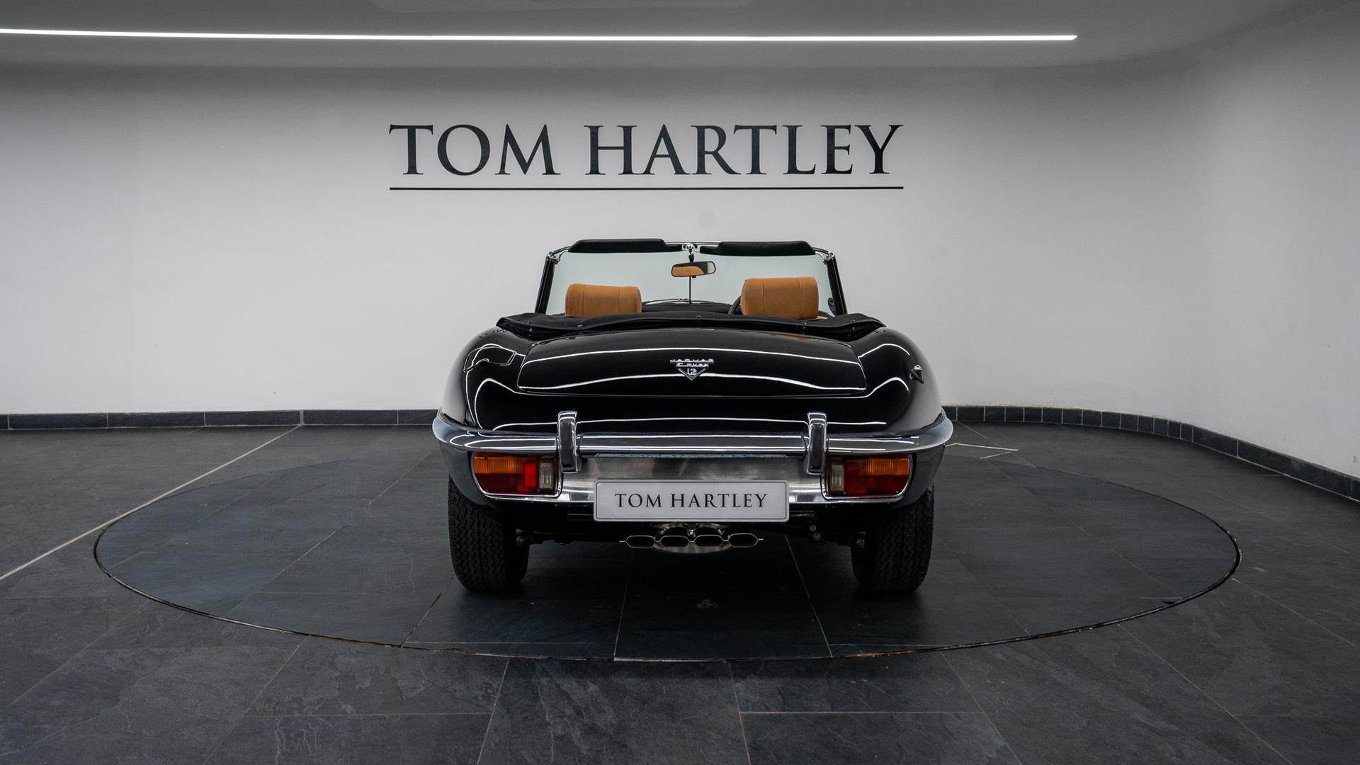 Jaguar E-Type Series III V12 Photo 78ef2d00-4170-4dd8-89b8-2c471b5c4f80.jpg