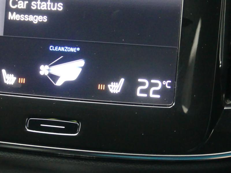 Volvo XC40 Photo 78f87238-a89d-4fdd-8961-ccc361e2d61d.jpg