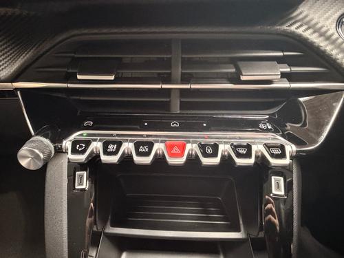 Peugeot 208 Photo 78fa3058-ec05-48e8-b57f-96c49b0cf8e1.jpeg