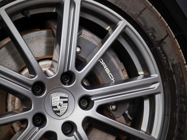 PORSCHE Panamera Photo 43