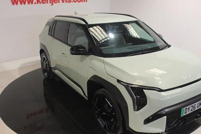 Used 2026 Kia EV3 81.4 kWh GT-LINE Pistachio Green at Kia Motors UK