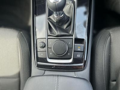Mazda CX-30 Photo 16