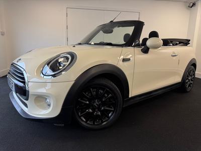 Used 2018 Mini Convertible CONVERTIBLE 1.5 Cooper Convertible 2dr Petrol Manual Euro 6 (s/s) (136 ps) at Hodgson Car Sales