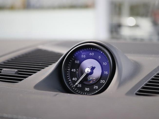 Porsche Cayenne Photo 16