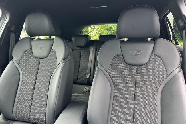 AUDI Q2 Photo 21