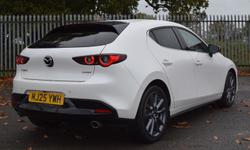 Mazda Mazda3 Photo 3