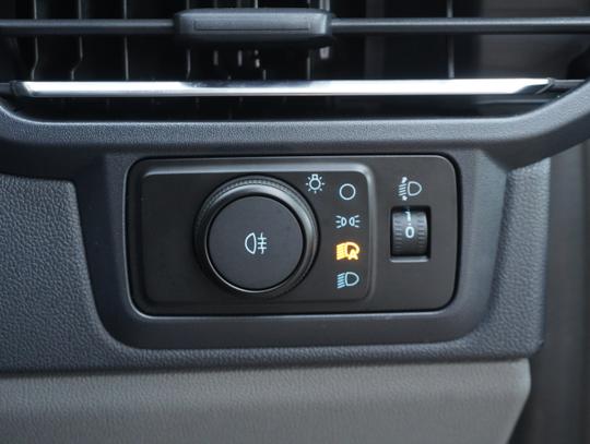 Ford E-Transit Custom Photo 7959e5c0-3df6-4cf3-8f79-8828b08975a0.jpg