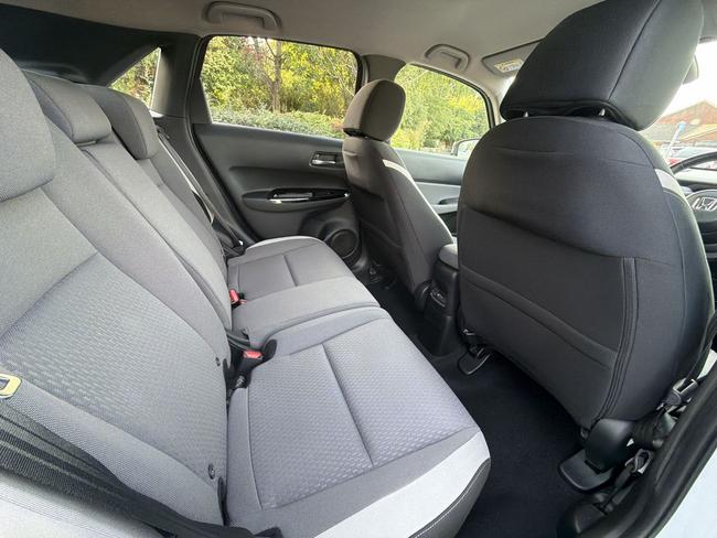 Honda Jazz Photo 795b426e-bf04-4973-bb5e-4a83a20ebc7b.jpg
