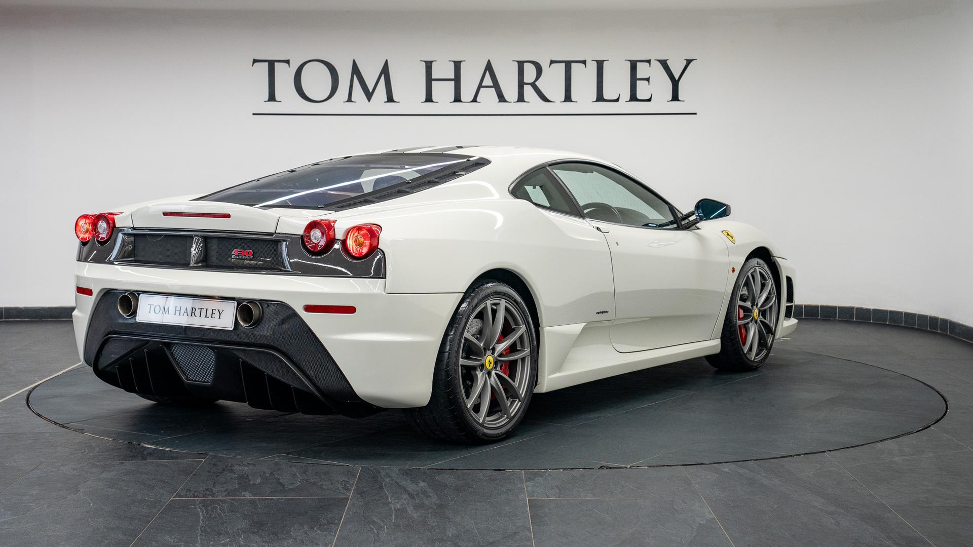 Ferrari 430 Photo 796ab416-94e2-4811-9a3c-638dd646ea19.jpg