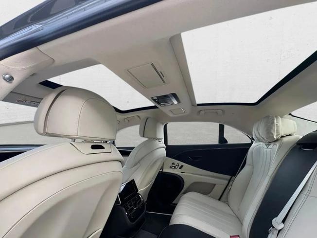 BENTLEY Flying Spur Photo 7