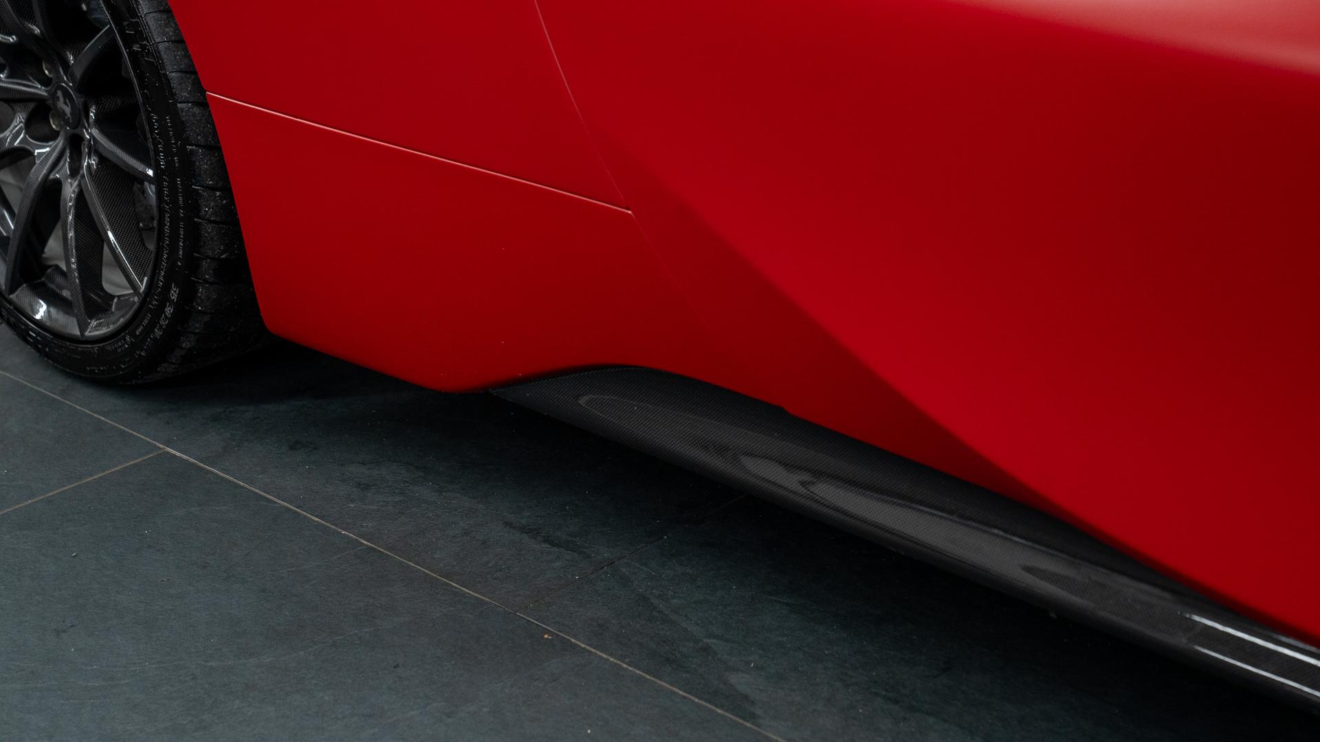 Ferrari SF90 Spider Photo 7975810c-7ea4-4f21-aa04-e98995f9b290.jpg