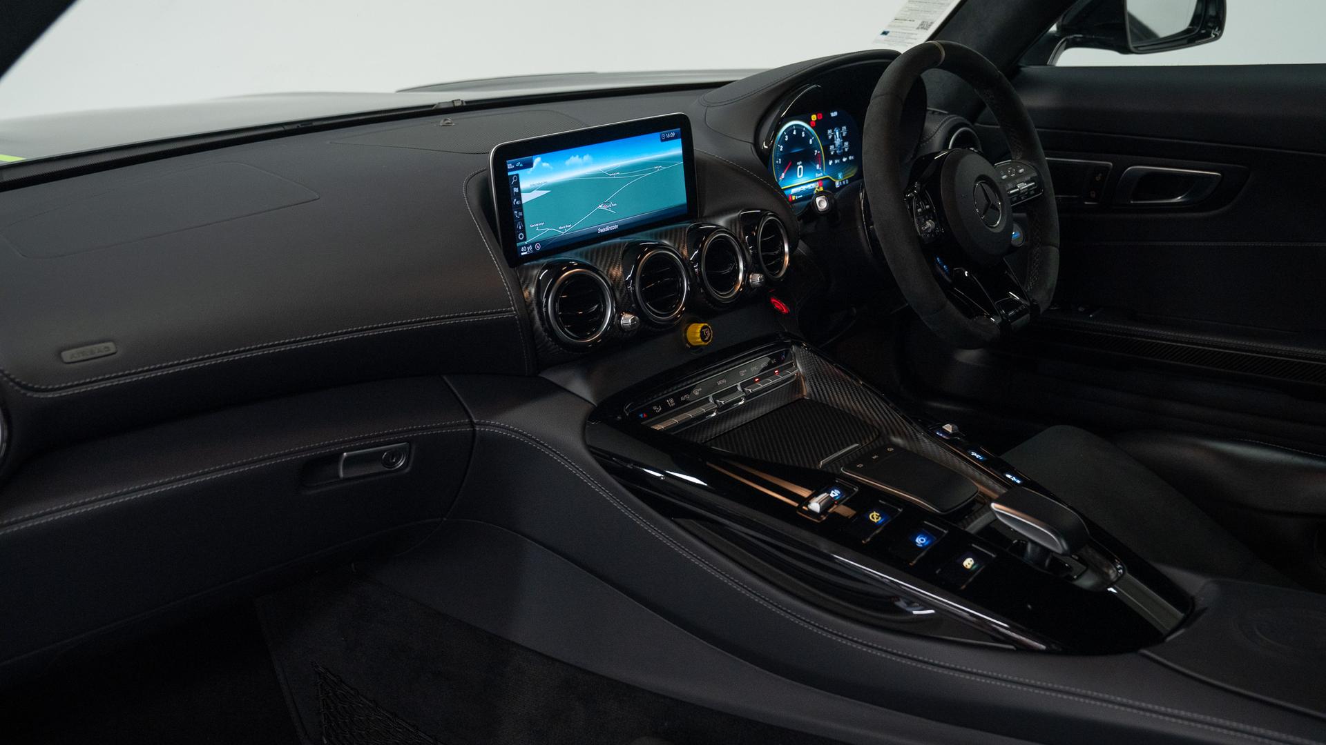 Mercedes-Benz AMG GT Photo 7978a850-2605-4a6c-b331-bd4f5d0924a9.jpg