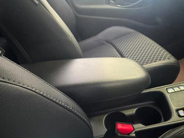 Used Toyota Yaris VK70OSE 24