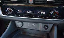 Nissan X-TRAIL Photo 24