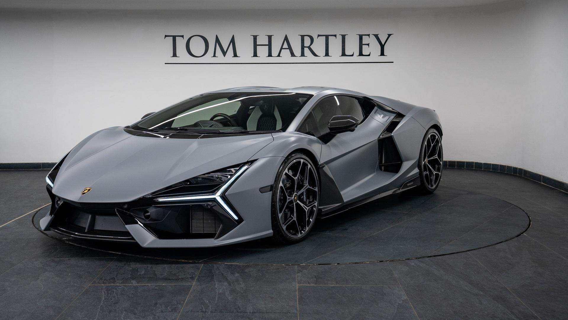 LAMBORGHINI Revuelto Photo 798c3b9b-b686-4e23-b44f-7423f5e4f63e.jpg