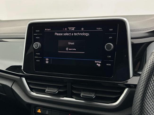 VOLKSWAGEN T-Roc Photo 11