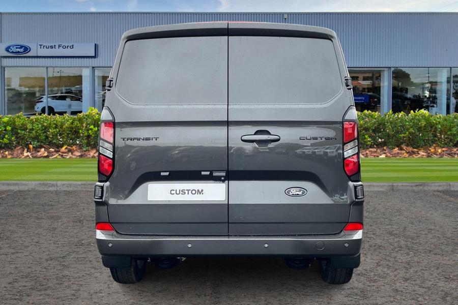 Ford TRANSIT CUSTOM Photo 799788e4-388c-4c55-a097-94a3cb602eeb.jpg