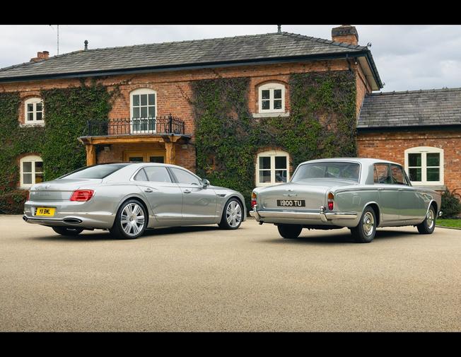 BENTLEY Flying Spur Photo 3
