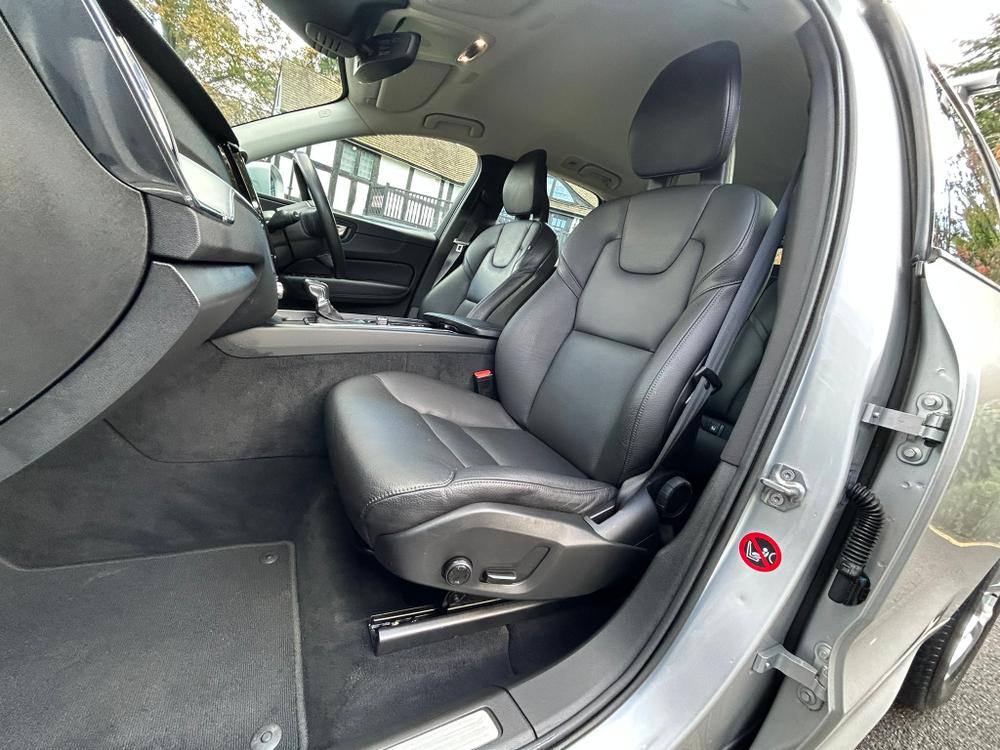 Used Volvo XC60 GY18DBO 19